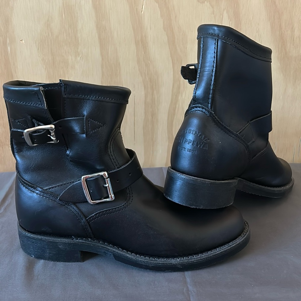 Chippewa leather women’s engineer biker boots black size 8 made in the USA